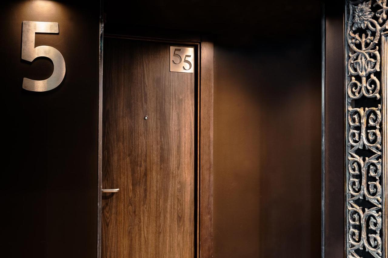 B Montmartre Hotel Paris Exterior photo