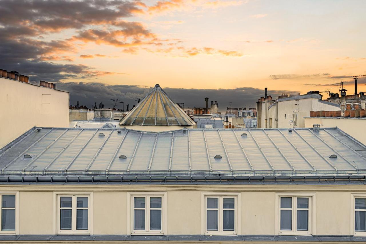 B Montmartre Hotel Paris Exterior photo